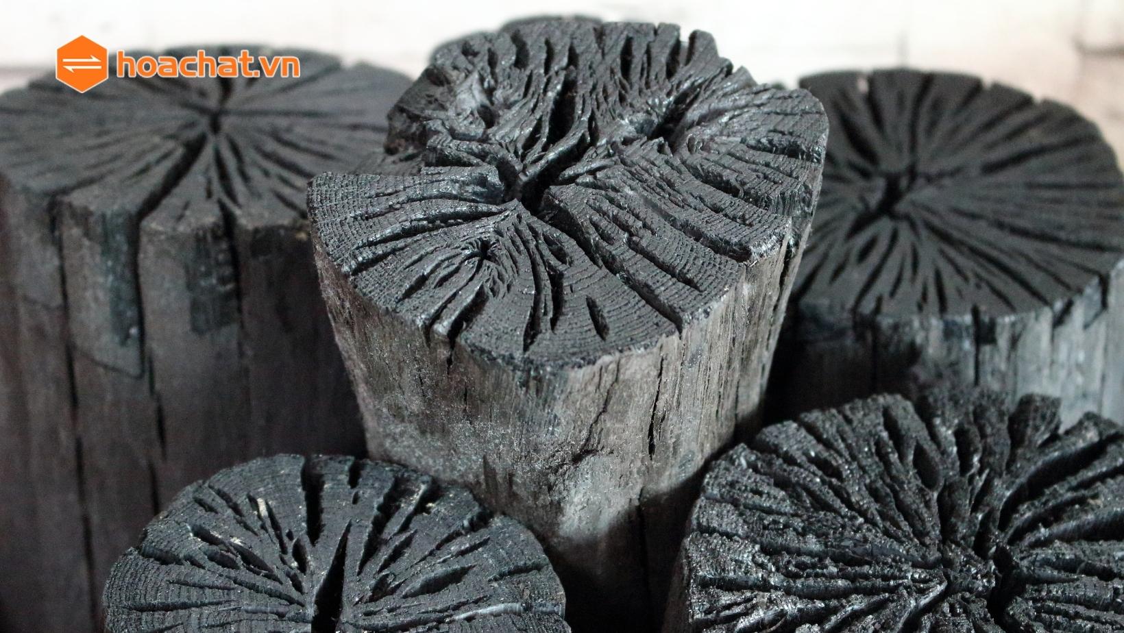 than hoạt tính gốc gỗ