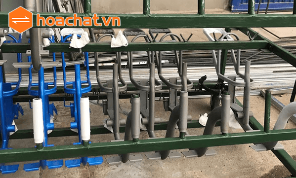 Hóa chất tẩy sơn