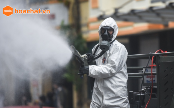 Ca(OCl)2 (canxi hypochlorit) có tính chất và công dụng gì? Những lưu ý khi sử dụng canxi hypochlorit